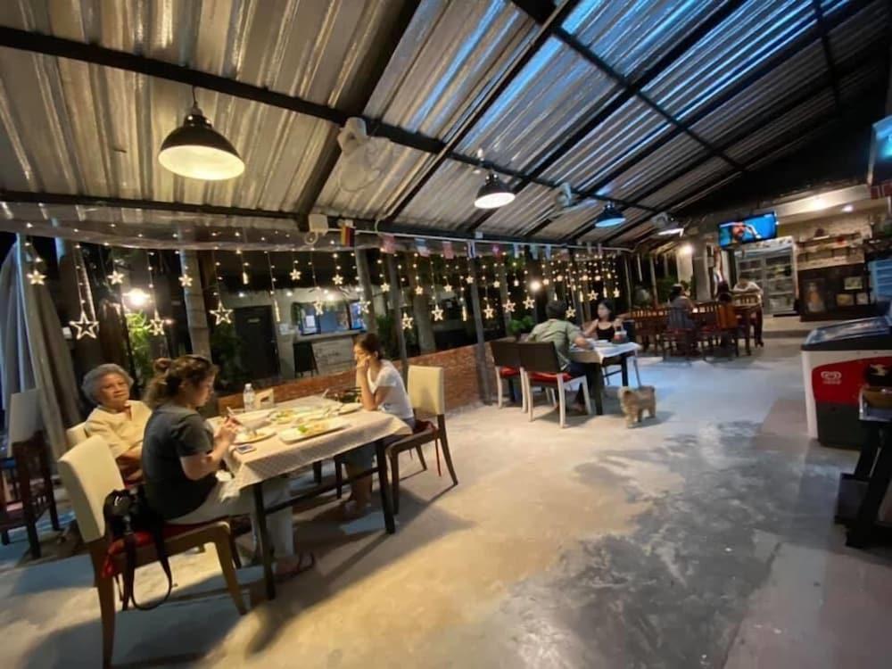 The Curve Residence Khao Tao Bagian luar foto
