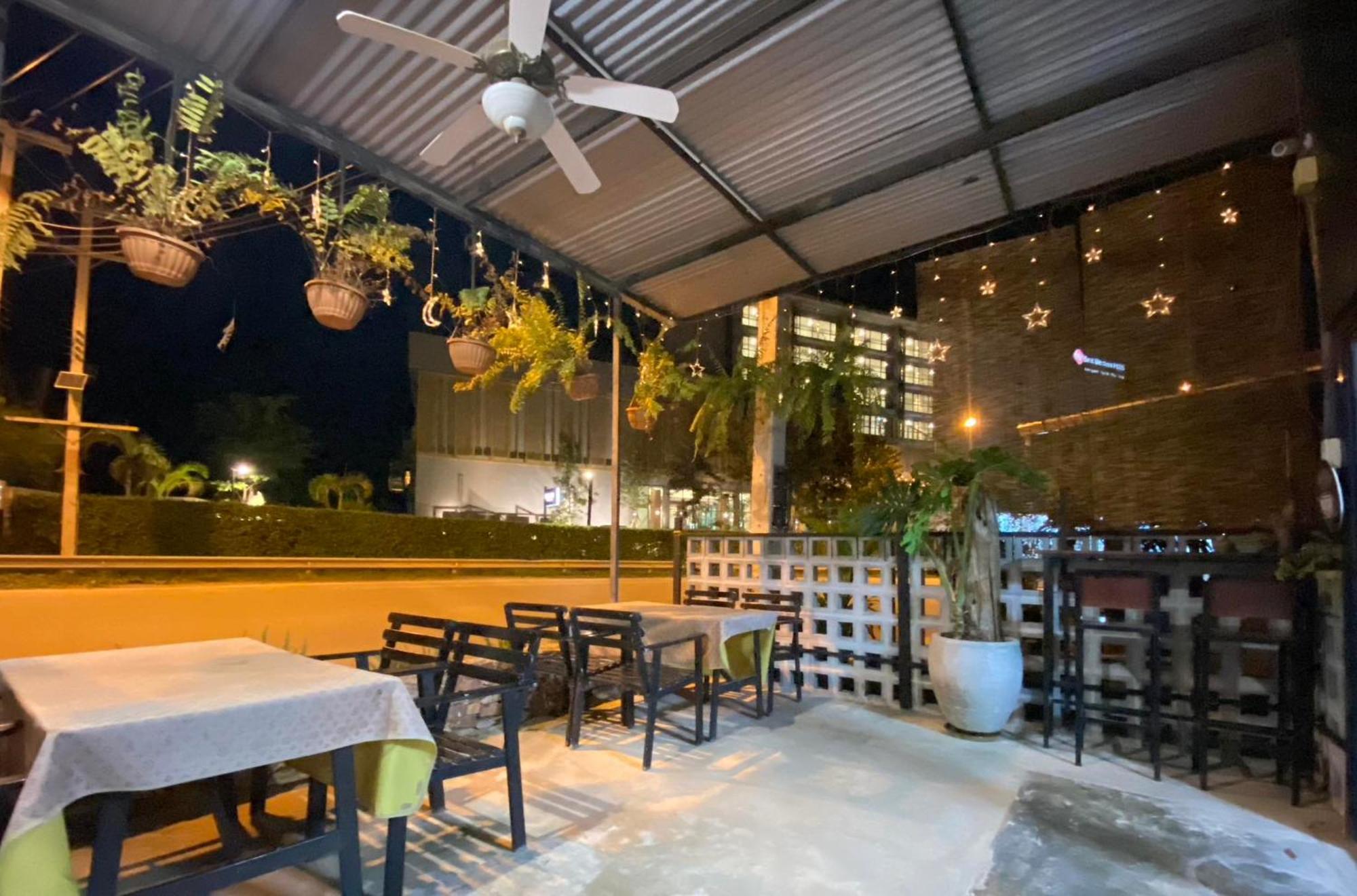 The Curve Residence Khao Tao Bagian luar foto