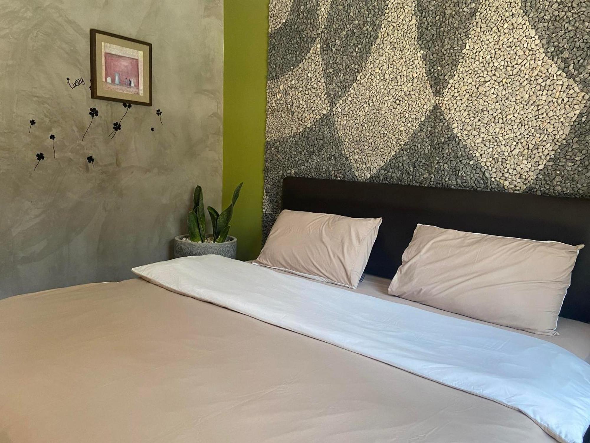 The Curve Residence Khao Tao Bagian luar foto